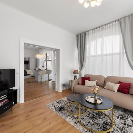 Liebelei Miesbach - Boutique-Apartment Mit Terrasse Im Zentrum Zewnętrze zdjęcie
